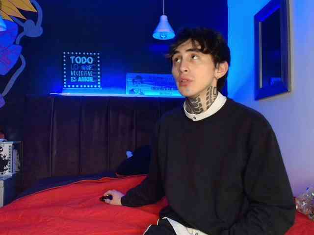 HiiddenDesire Sex Cam Show