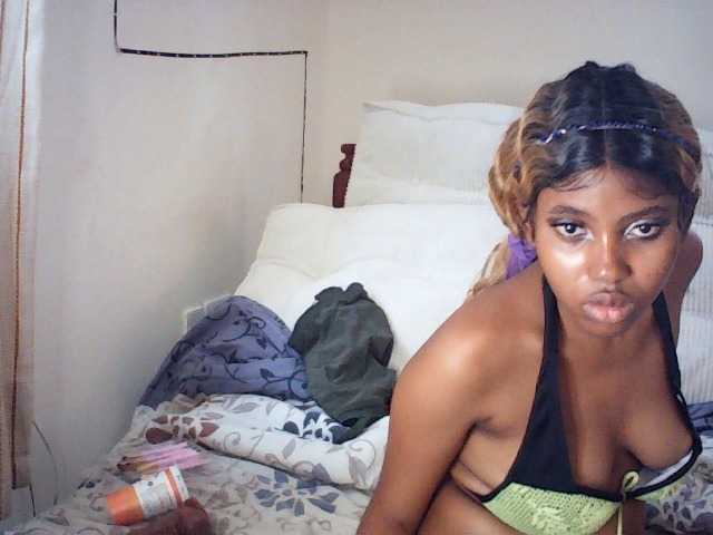 AfricanGaze live cam on BongaCams