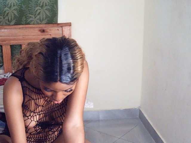 AfricanGaze live cam on BongaCams