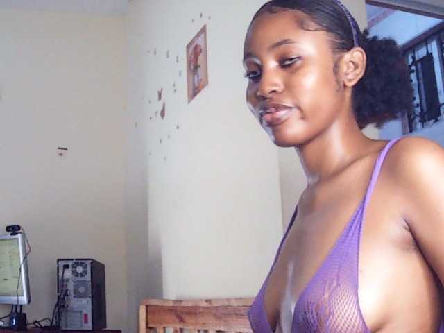 AfricanGaze live cam on BongaCams