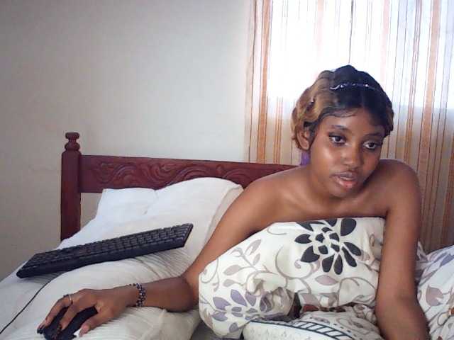 AfricanGaze live cam on BongaCams