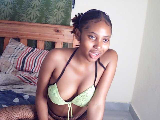 AfricanGaze live cam on BongaCams