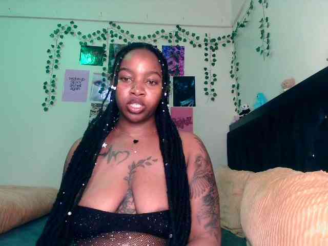 Sexyysquiter1