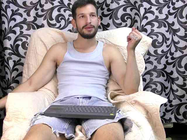 LeonVane Sex Cam Show