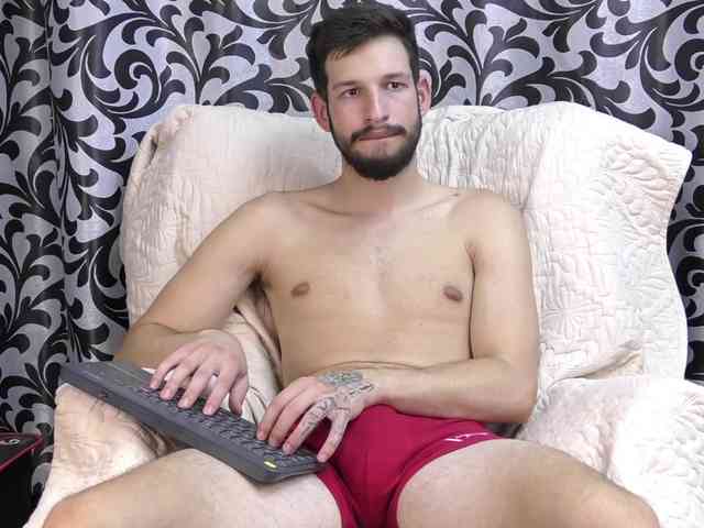 LeonVane Sex Cam Show
