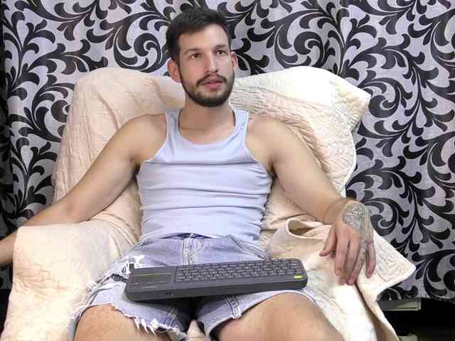 LeonVane Sex Cam Show