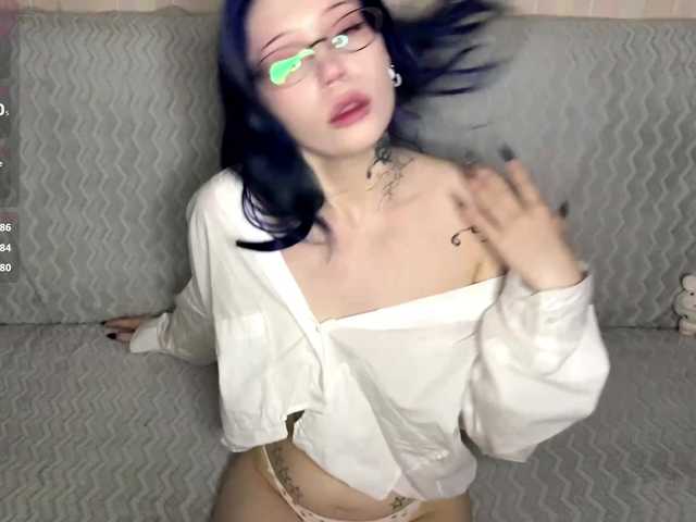 LisaCuty live stream preview