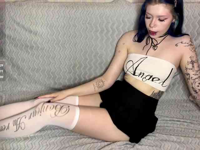 LisaCuty Sex Cam Show