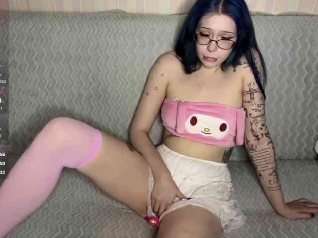LisaCuty webcam