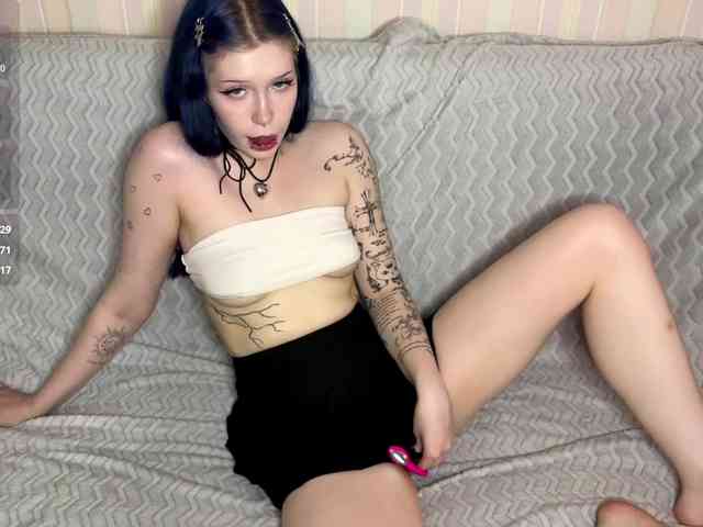 LisaCuty Sex Cam Show
