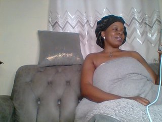 QueenVy Porn Show