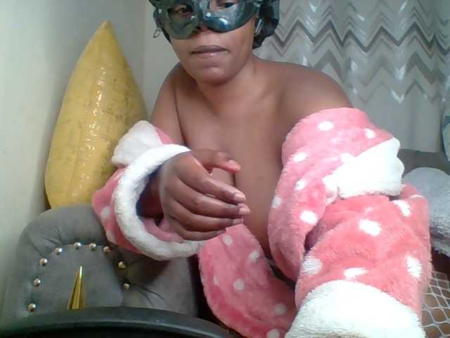 QueenVy live cam