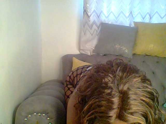 QueenVy live webcam show