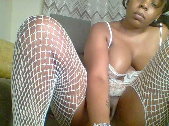QueenVy live webcam show