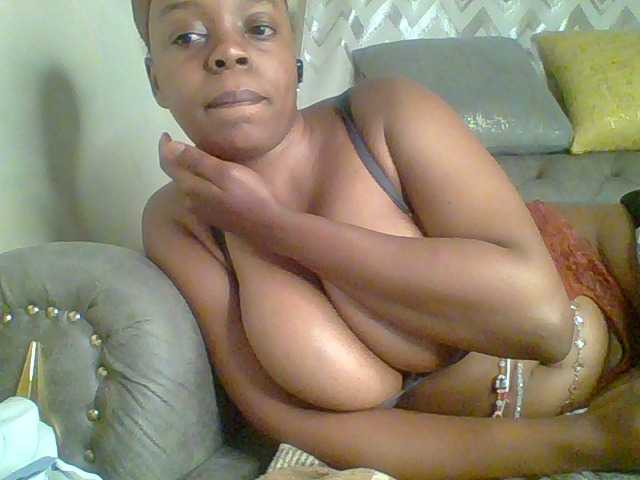 QueenVy live webcam show
