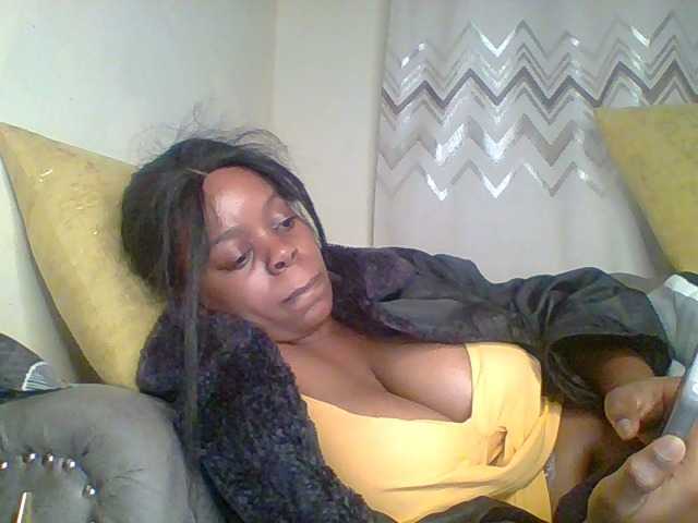 QueenVy live webcam show