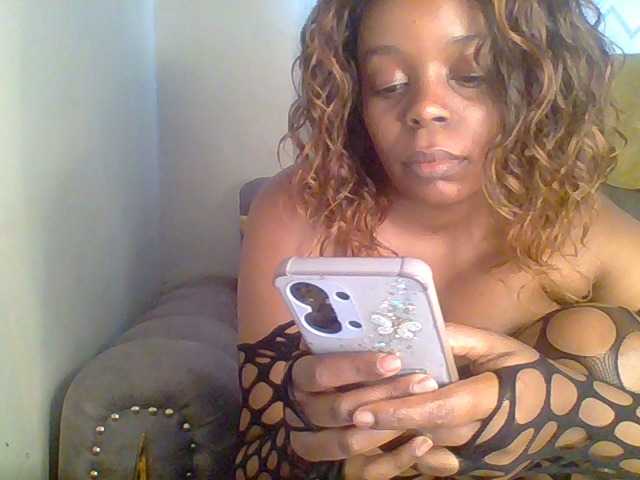 QueenVy live webcam show