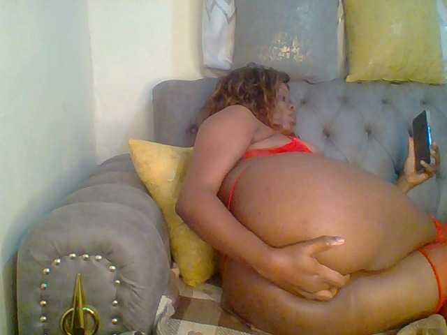 QueenVy live webcam show