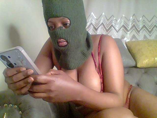 QueenVy live webcam show