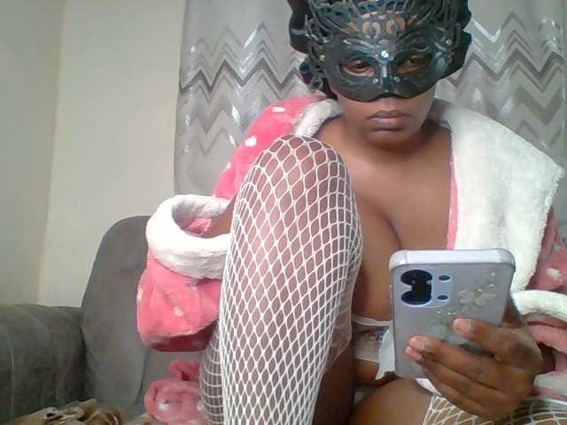 QueenVy live cam