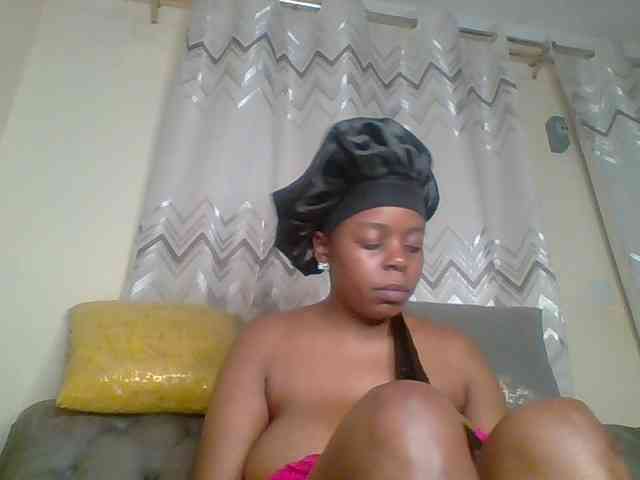 QueenVy webcam
