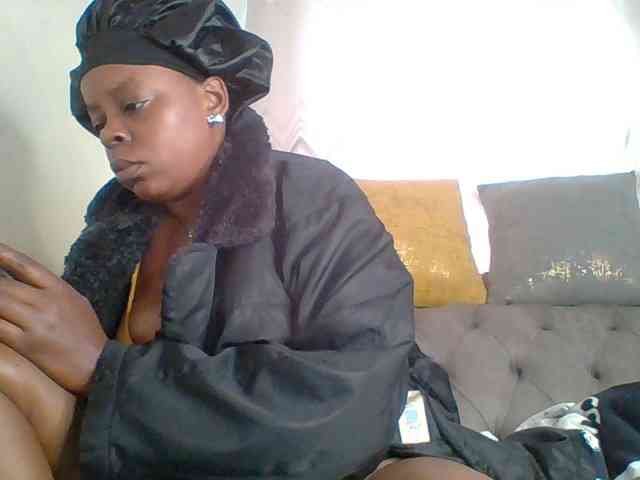QueenVy webcam