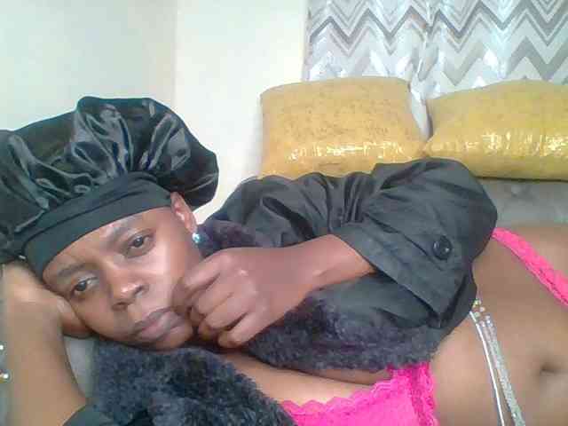 QueenVy webcam