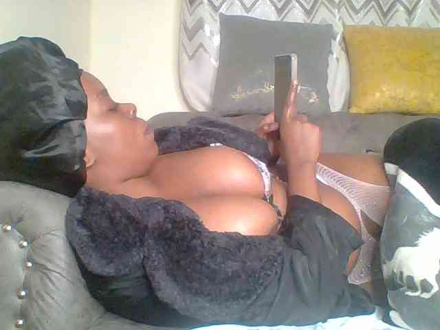 QueenVy webcam