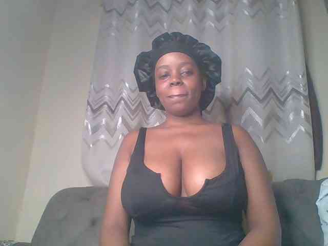 QueenVy webcam