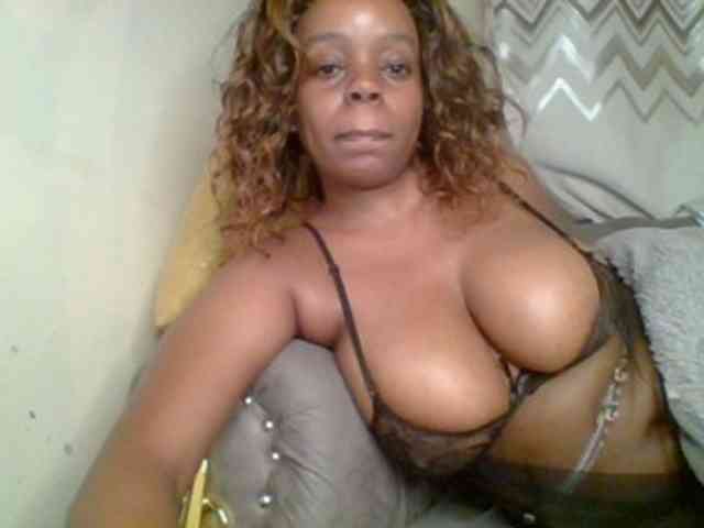 QueenVy webcam
