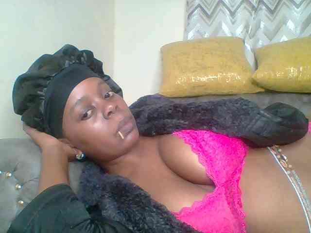 QueenVy webcam