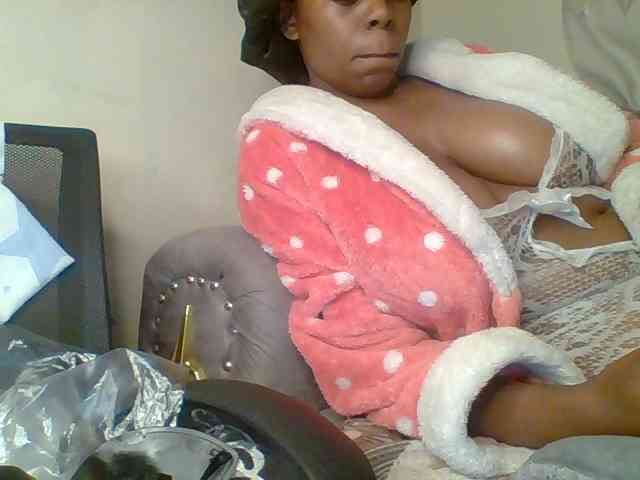 QueenVy Live Webcam on BongaCams