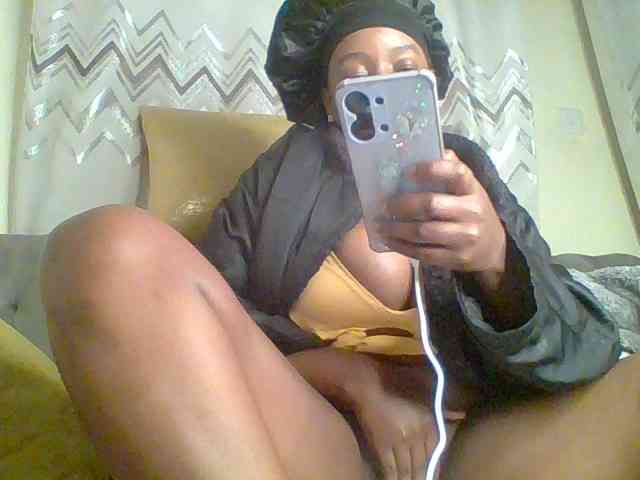 QueenVy webcam