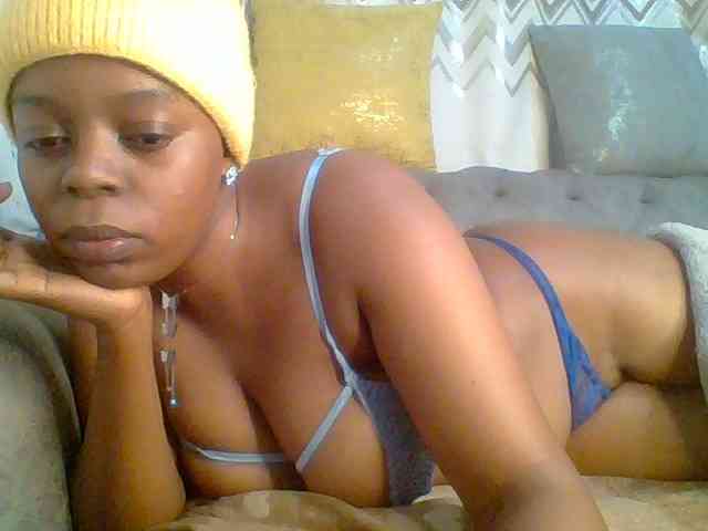 QueenVy webcam