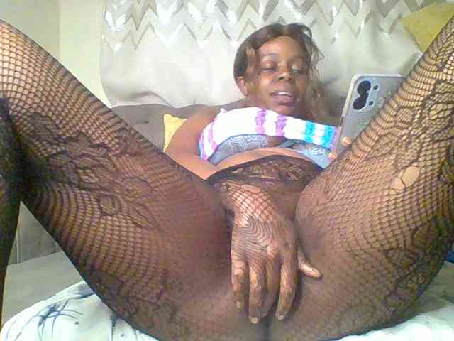 QueenVy webcam