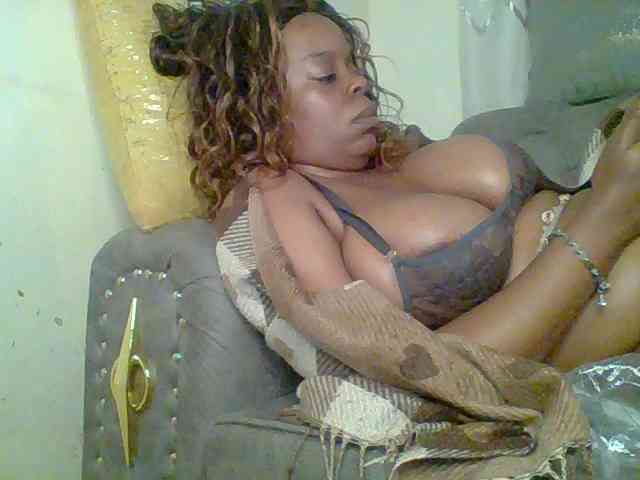 QueenVy webcam