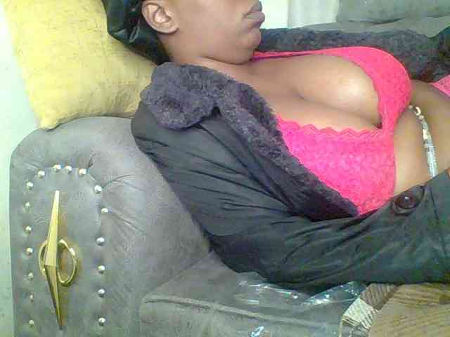 QueenVy webcam