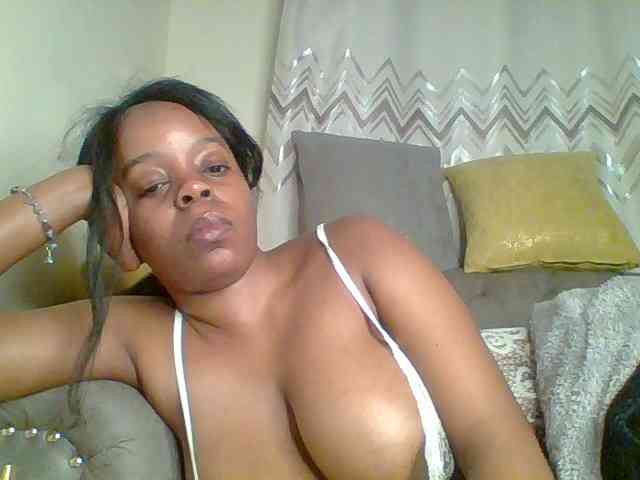 QueenVy webcam