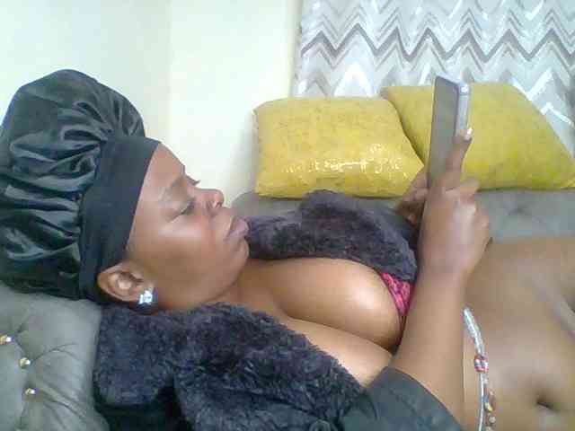 QueenVy webcam