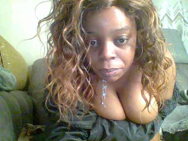 QueenVy webcam