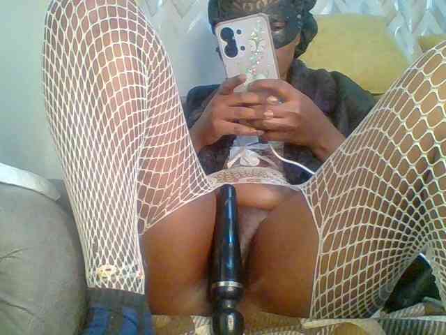 QueenVy webcam