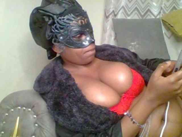QueenVy webcam