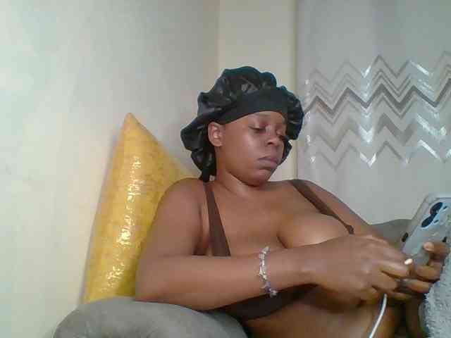 QueenVy webcam