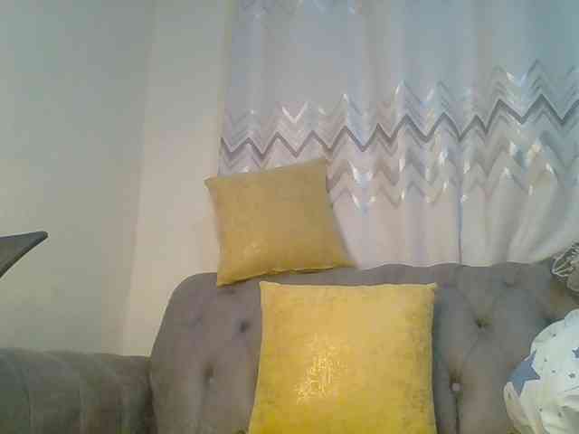 QueenVy webcam