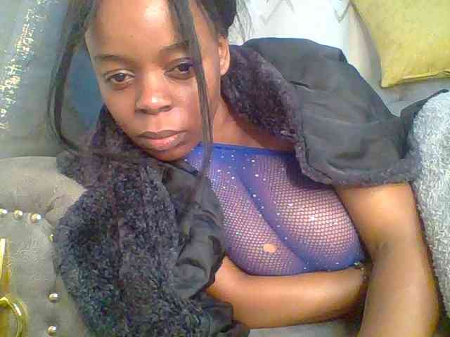 QueenVy webcam