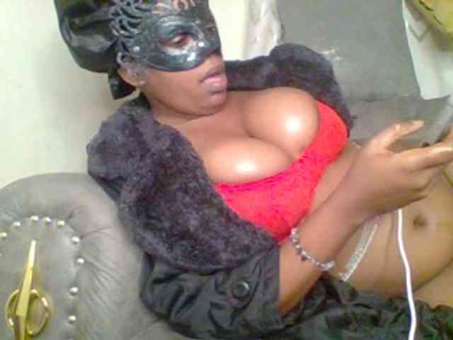 QueenVy webcam