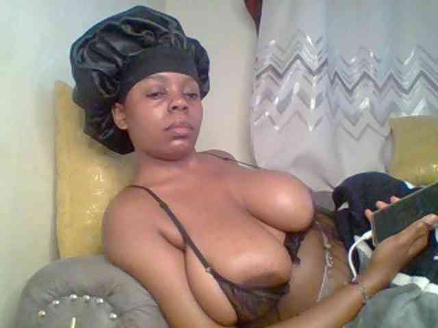 QueenVy webcam