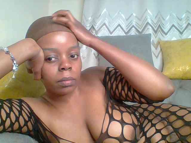 QueenVy webcam