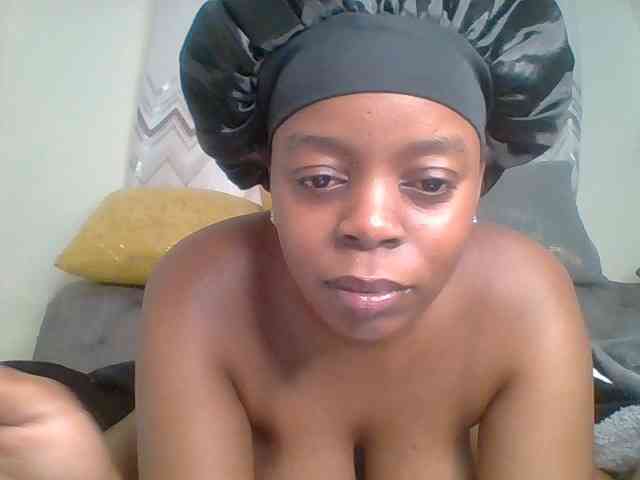 QueenVy webcam