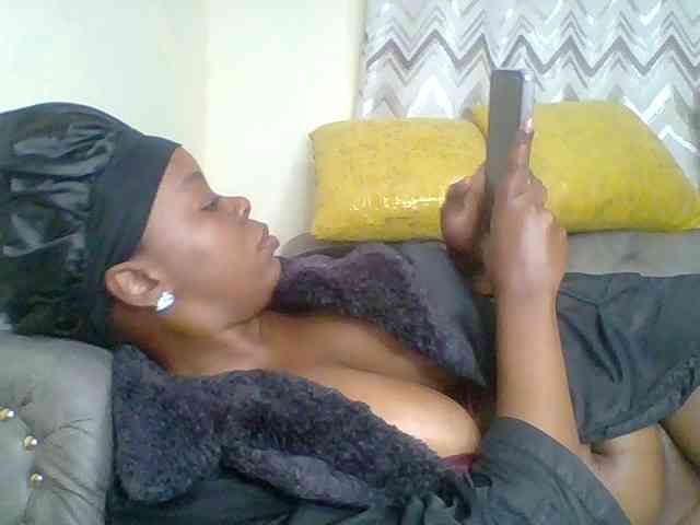 QueenVy webcam